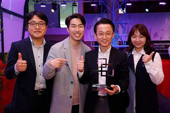 Category 5: Best Mobile Handsets & Devices