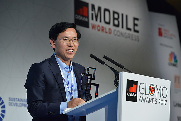 Category 6: Best Mobile Technology