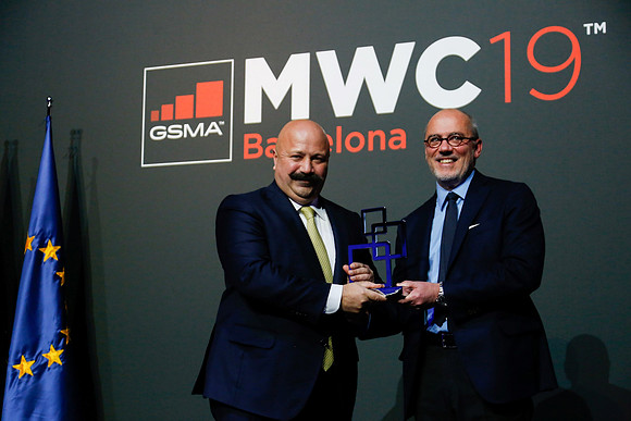Outstanding Contribution to the Mobile Industry