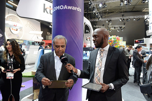 Larry Madowo and Bobby Srinivasan (Mobileum)