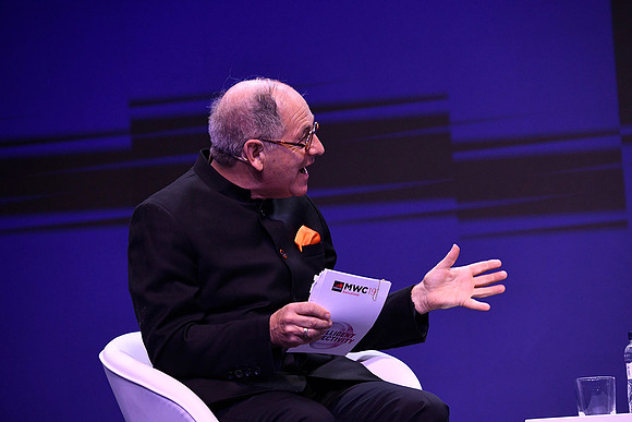 Ralph Simon, Founder & Chief Executive, Mobilium Global
